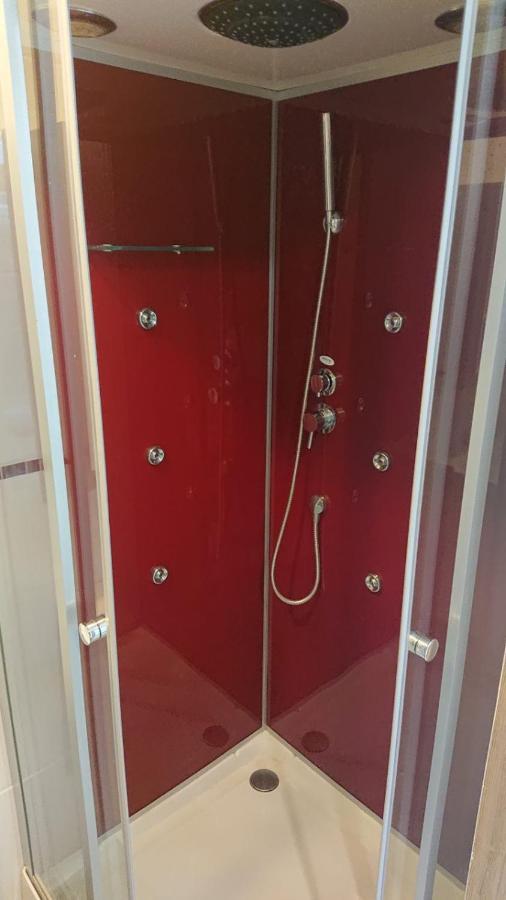 Apartamento Petit Parmi Les Pins Et Les Cypres *